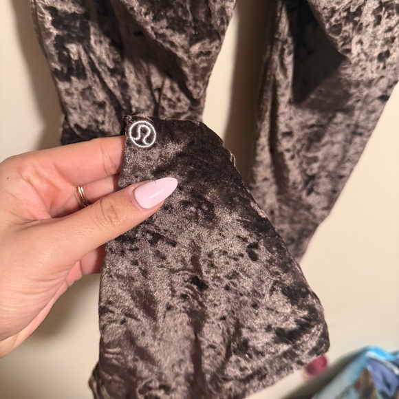 Lululemon Ready to Crush Jogger
French Press Brown- Size 4 - Picture 5 of 6